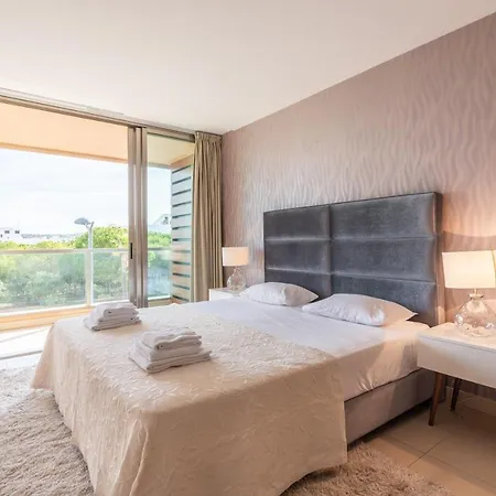 Daire Herdade Dos Salgados Lagoas