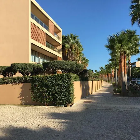 Herdade Dos Salgados Lagoas